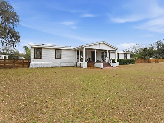 3rd image of 11040 Browning Rd