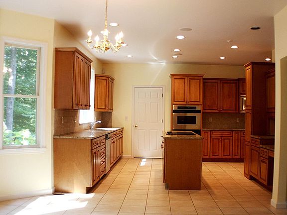Kitchen-View2