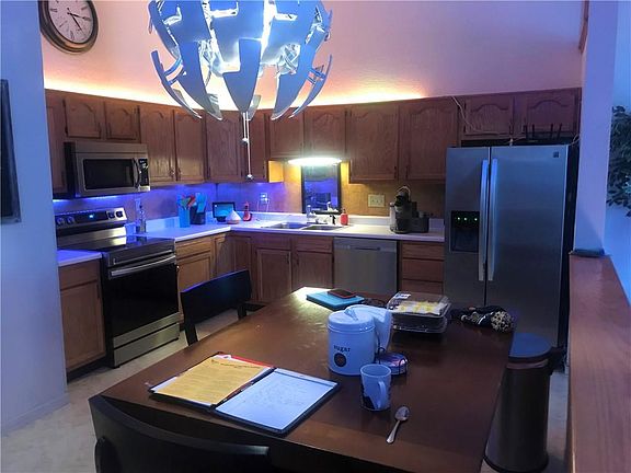 4th image of 7223 Registry Dr