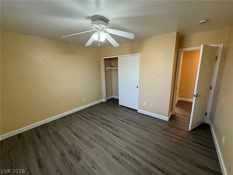 749 Beach Park St — Photo 34