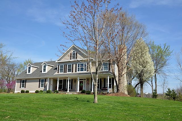 1st image of 36594 River Oaks Cir