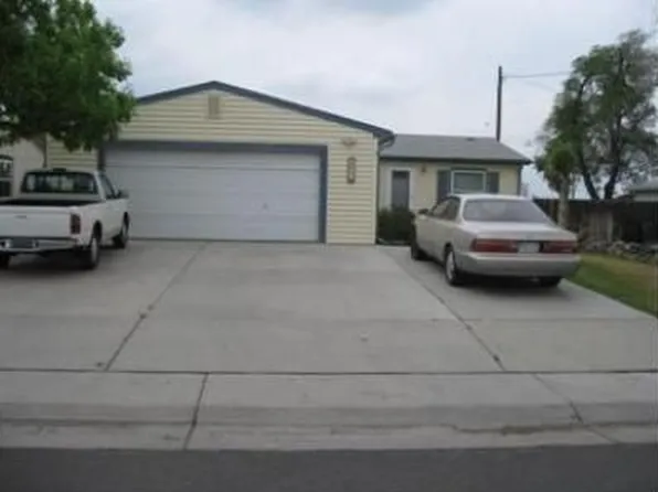 7171 Holly St, Commerce City, CO 80022