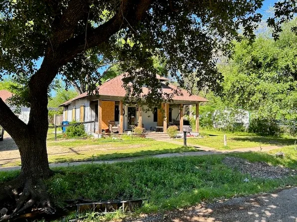 207 E Elmo St, Kaufman, TX 75142