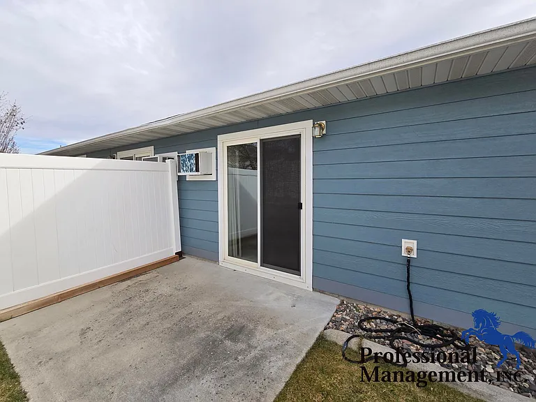 3825 Avenue B #5 — Photo 7