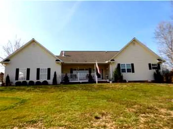 2008 Hidden Valley Rd, Hiawassee, GA 30546