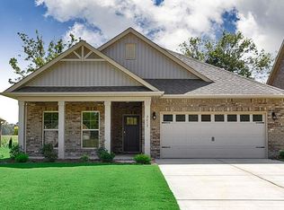 2612 W Creek Dr, Brownsboro, AL 35741