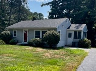 3 Woodlawn St, Northborough, MA 01532