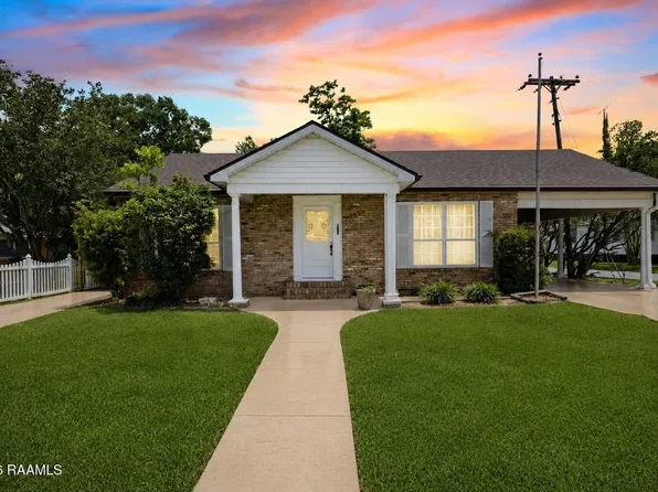 311 S Morgan Ave, Broussard, LA 70518