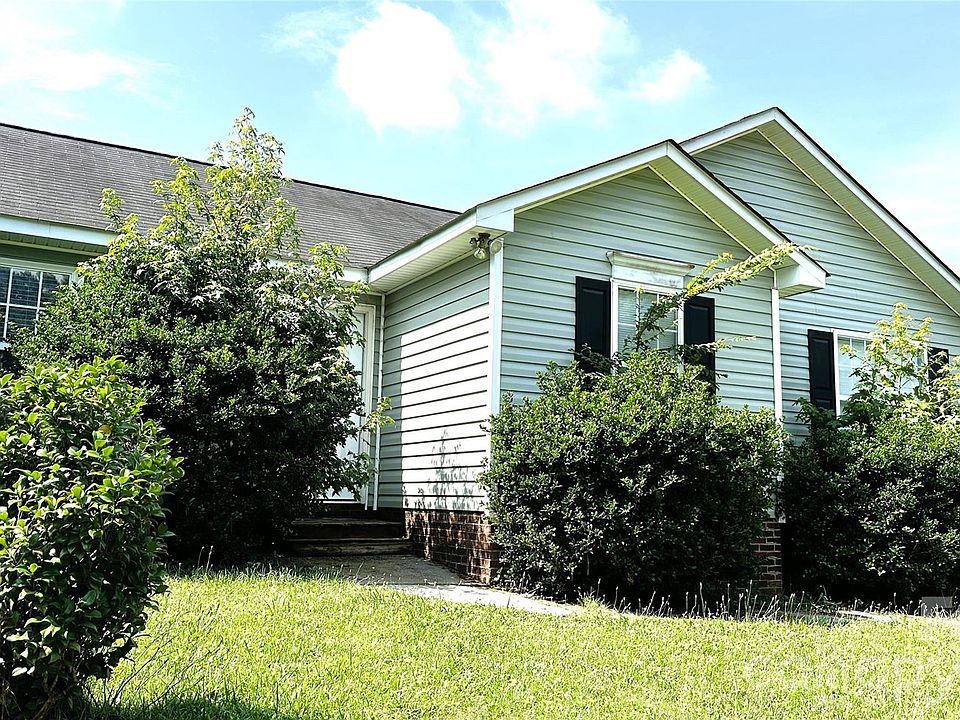 1st image of 5113 Milhaven Ln