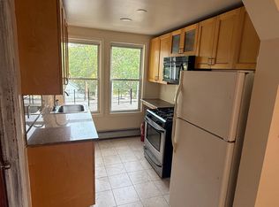 149 W Kingsbridge Rd FLOOR 3, Mount Vernon, NY 10550