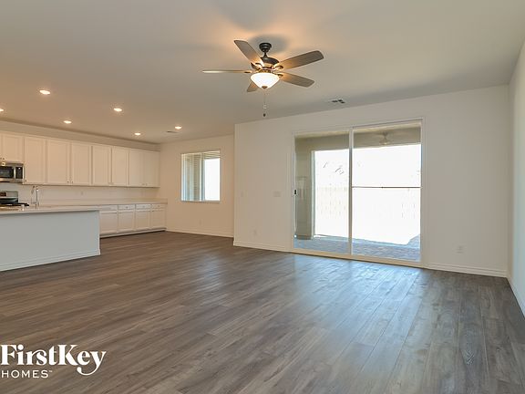 3rd image of 2938 Moulin Heights St