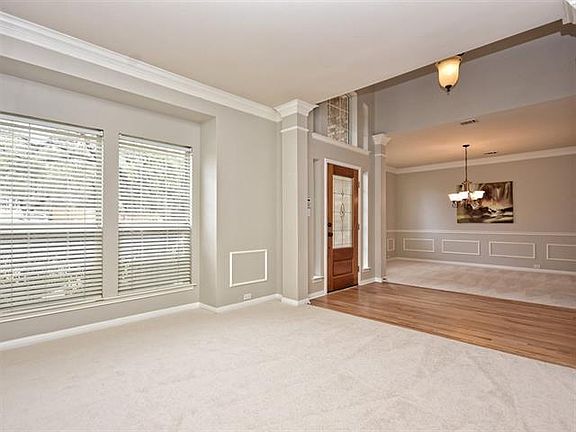 4th image of 7806 High Hollow Dr