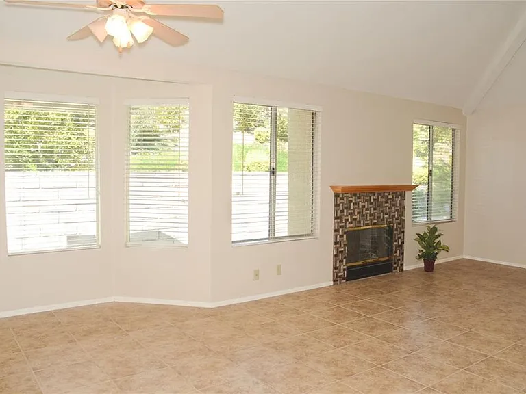 22919 Banyan Pl — Photo 6