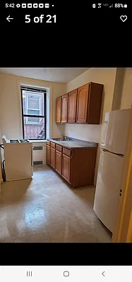 Rented by Astoria Park Realty Group Inc | media 36