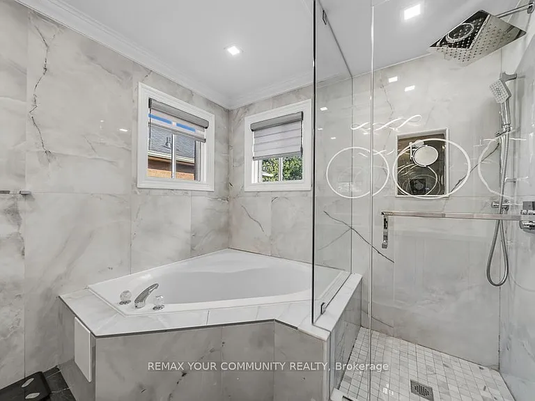 5 Amaryllis Ave — Photo 15