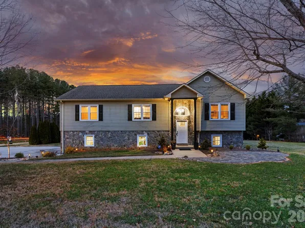 5750 Ellenwood Rd, Granite Falls, NC 28630
