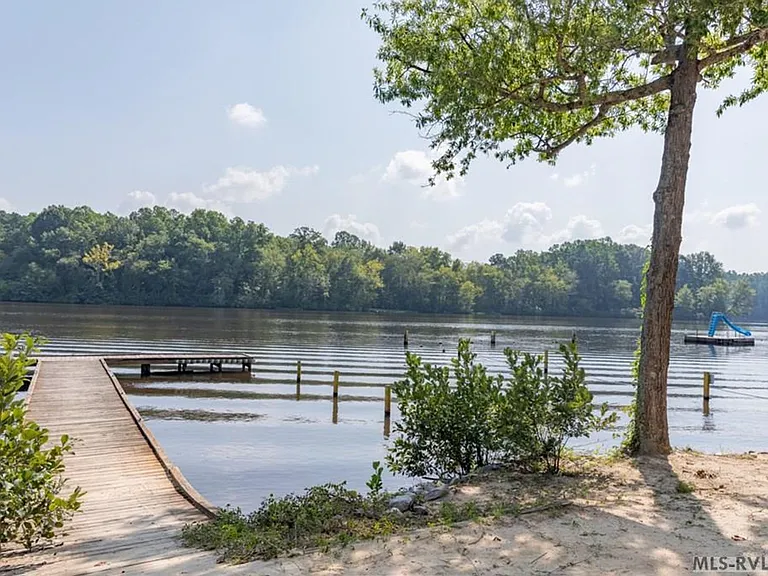 422 Tanglewood Dr — Photo 33