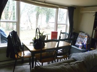 201 Robertson Ave #B, Charlottesville, VA