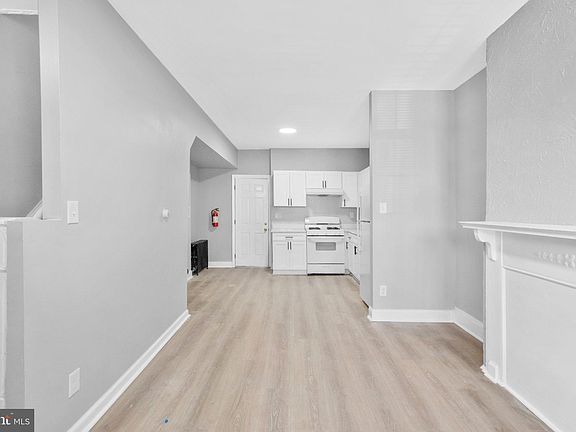 2nd image of 3339 Malta St