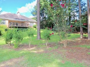 208 Apple Blossom Cir, Brandon, MS 39047