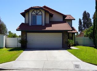 1104 Runaway Cir, Colton, CA 92324