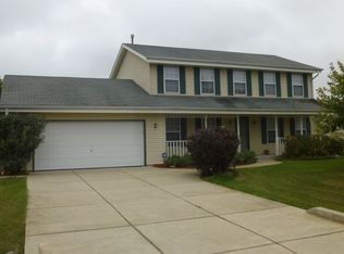 2030 W Heaven View Ln, Oak Creek, WI 53154