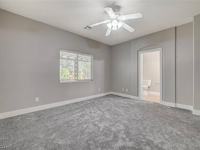 8454 Cerritos Ct — Photo 18