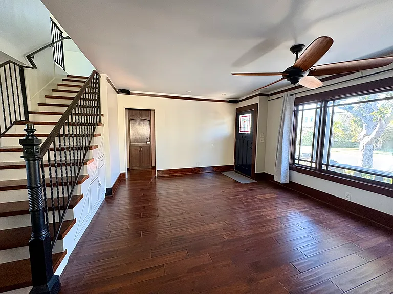 3306 Gibson Pl — Photo 5