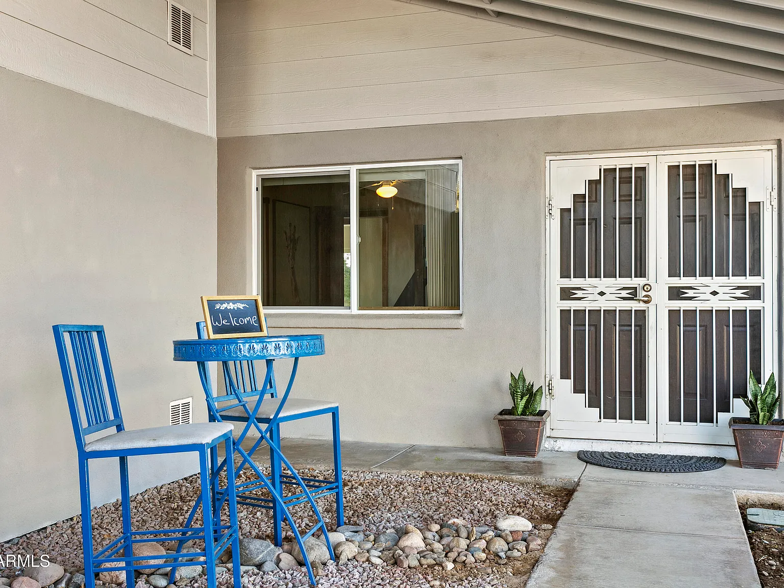 3 bed, 1536 sqft, $5,250 — Photo 2