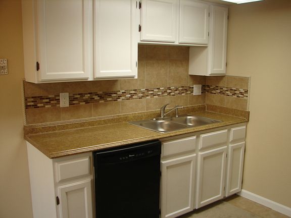 5th image of 1330 Firefly Cir