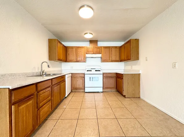 33030 Shifting Sands Trl #6, Cathedral City, CA 92234