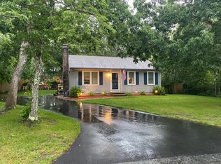 65 Kelley Rd, Hyannis, MA 02601