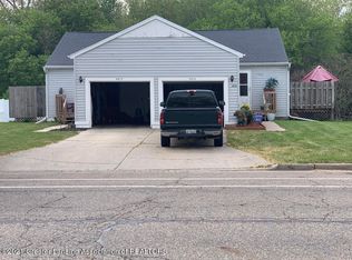 5810 Wise Rd, Lansing, MI 48911