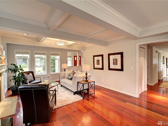 5th image of 8801 Latona Ave NE