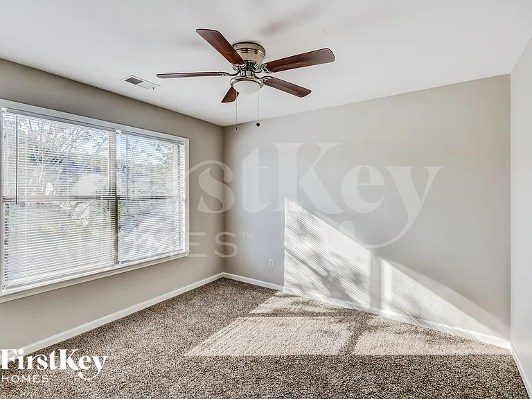 753 Forest Lakes Dr — Photo 10