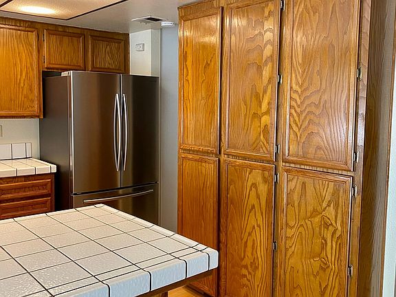 3rd image of 1504 Apache Dr Unit F