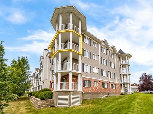 31 Country Village Mnr NE #4301, Calgary, AB T3K 0T3