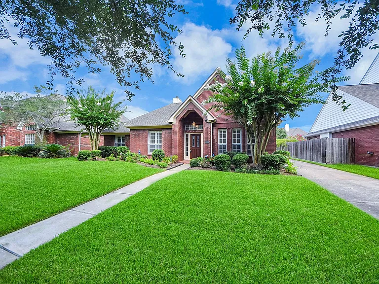 16710 Colony Terrace Dr — Photo 5