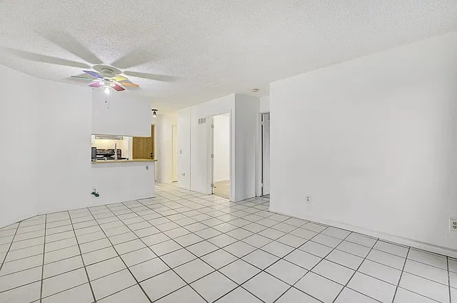 1 bed, 598 sqft, $1,980 — Photo 2