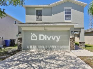 7950 Carriage Pointe Dr, Gibsonton, FL 33534