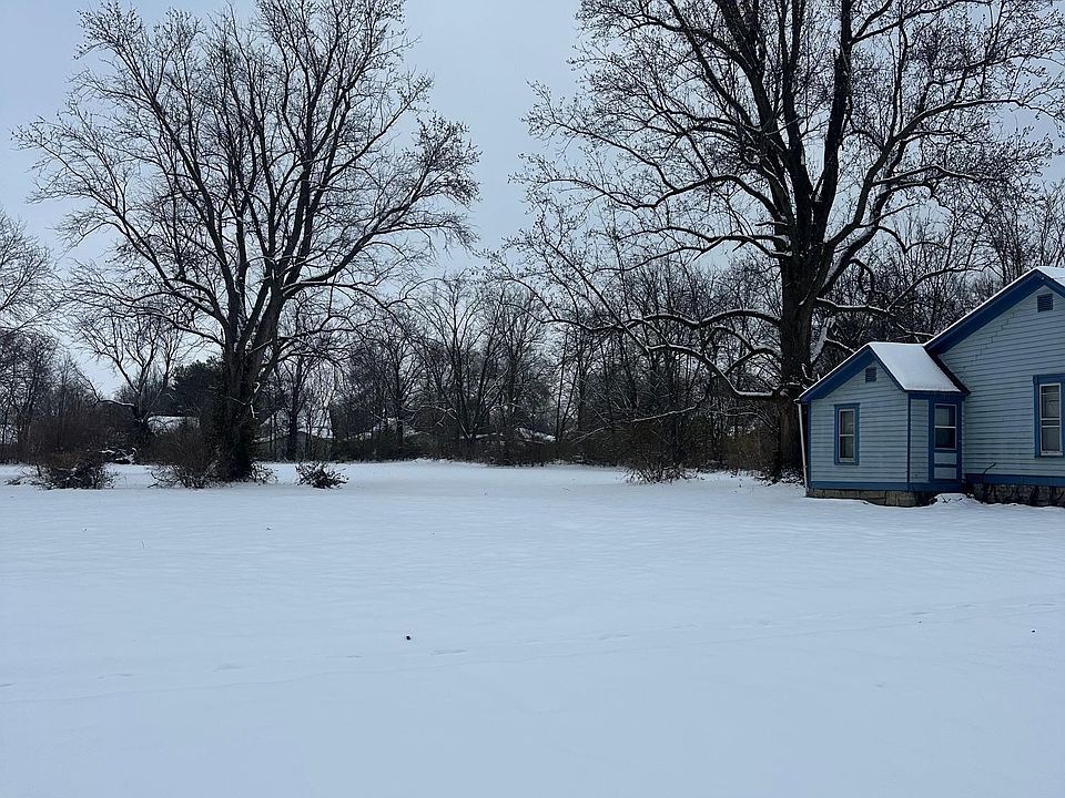2nd image of 340 Pine St