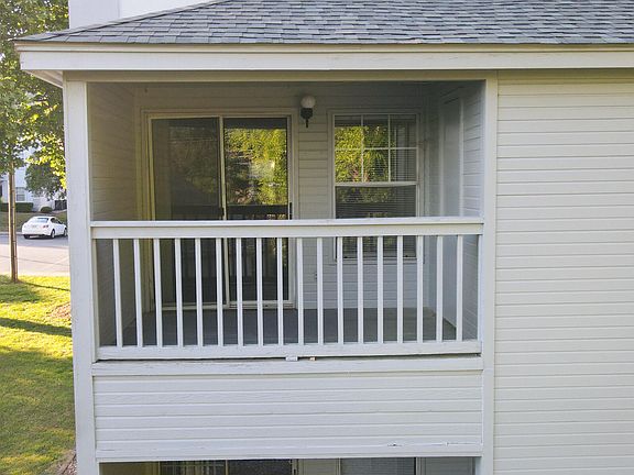 5th image of 2500 Avent Ferry Rd APT 201