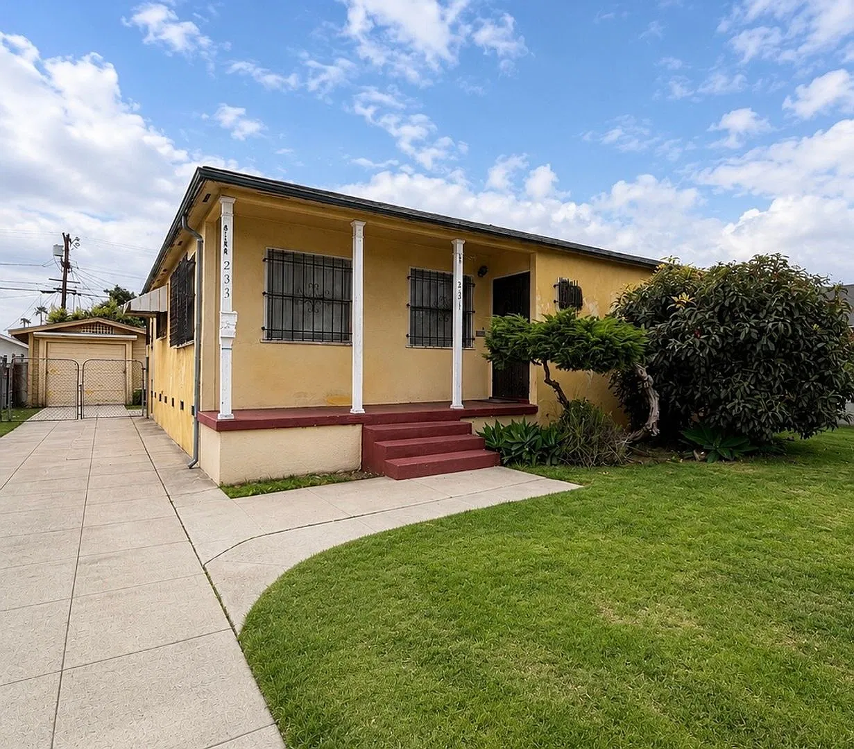3 bed, 2.0 bath, $2,999 — Photo 1