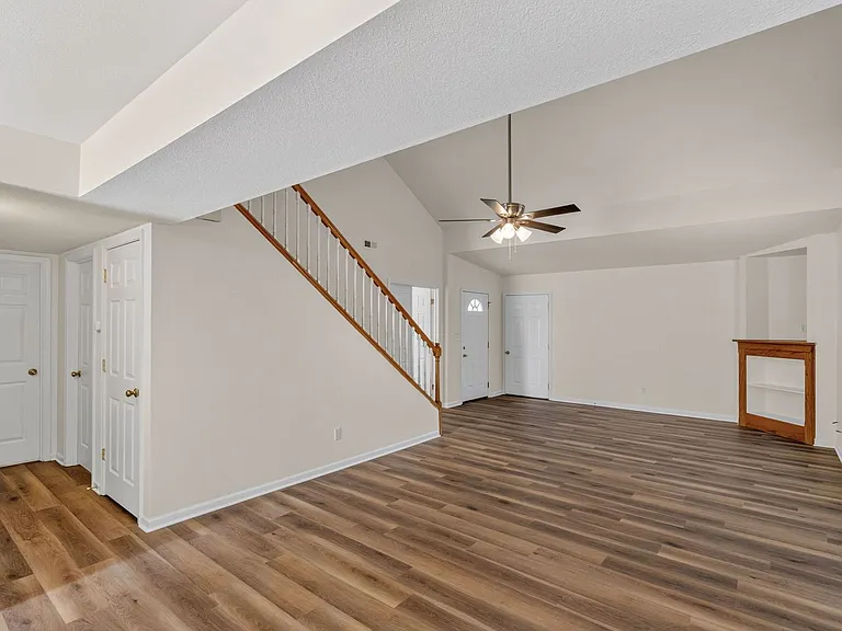 1716-1718 Juniper Dr — Photo 3