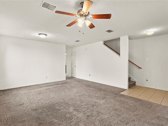 5th image of 718 Hanceville Way