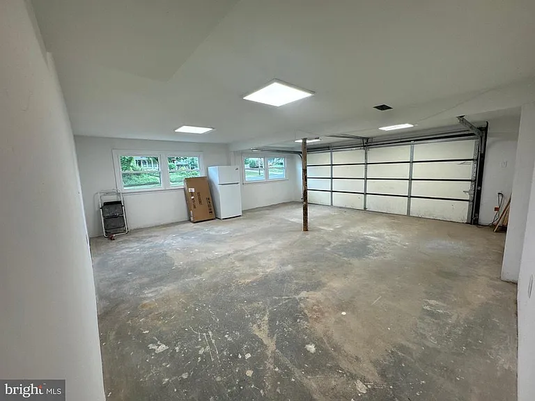 355 Cherry Hill Blvd — Photo 30