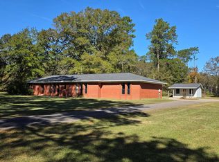 71 Bush Rd, Laurel, MS 39443