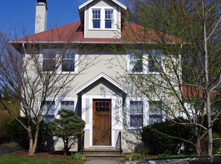 99 Carleton St, Hamden, CT 06517