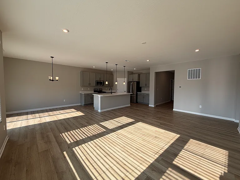 7150 Maidstone Cv — Photo 5