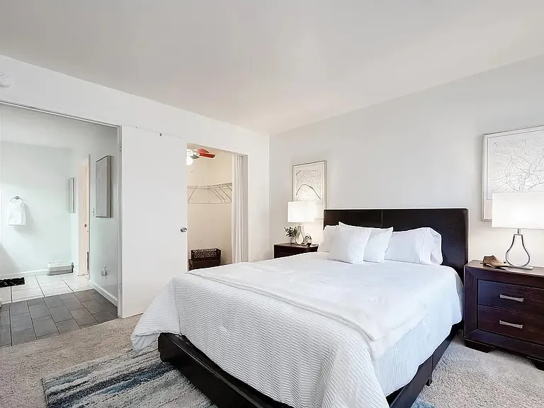 550 Camino De La Reina #3D — Photo 7